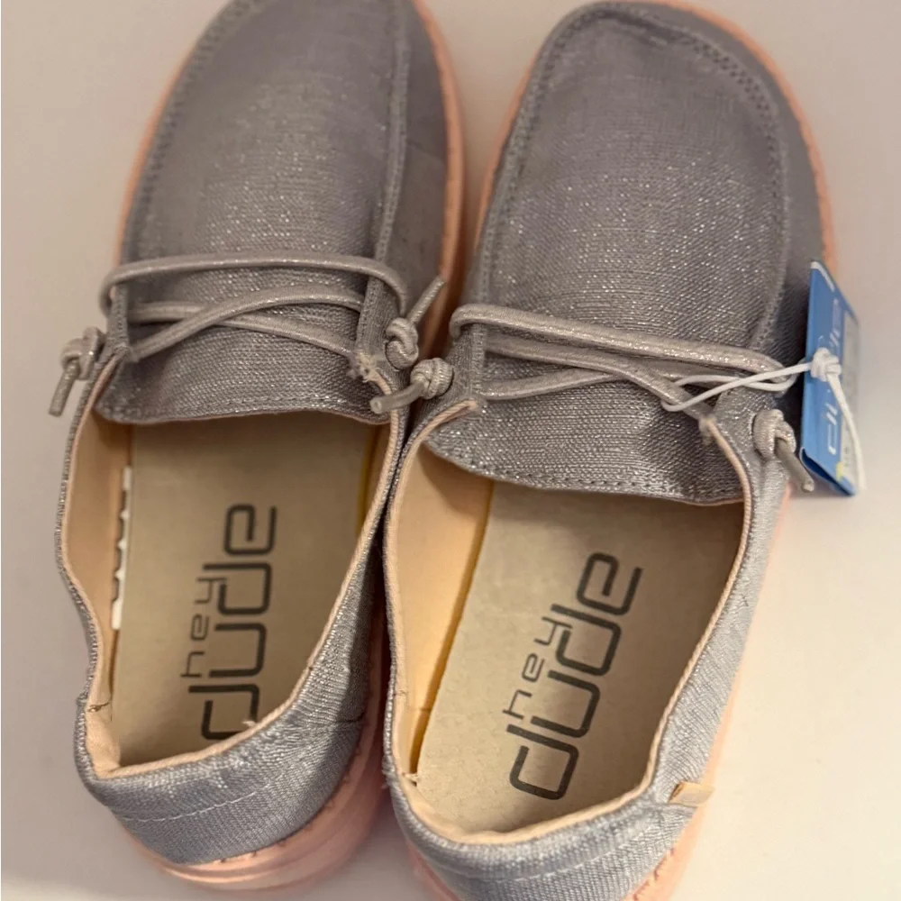 Hey Dude Silver and Pink Casual Shoes Girls 2 Youth New with tag